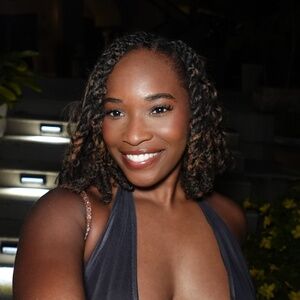 Meet your Posher, Amirah